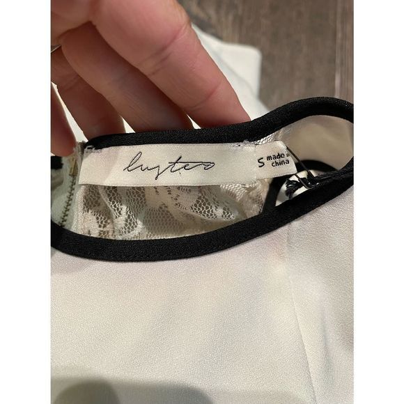 Luster Lace Bodycon Zipper Mini Dress - Picture 6 of 8